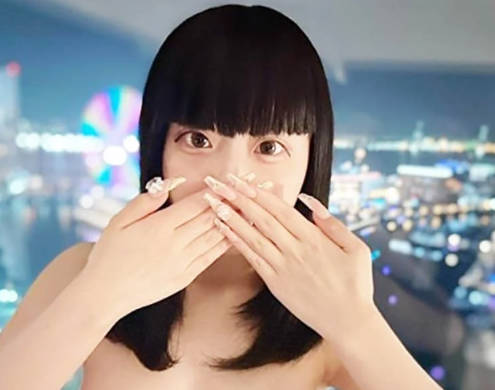 FC2PPV-4641097 恶魔系萌妹深夜独居自嗨实录 无码直击放纵瞬间