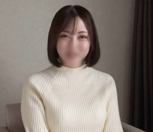 FC2PPV-4601294 欲求不满人妻夜袭猛男 饥渴扭动骑乘榨精不停歇