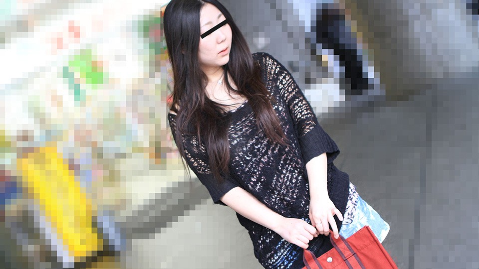 10musume-082223_01 超市巨乳素人偷窃遭全裸审问，羞耻认罪现场曝光