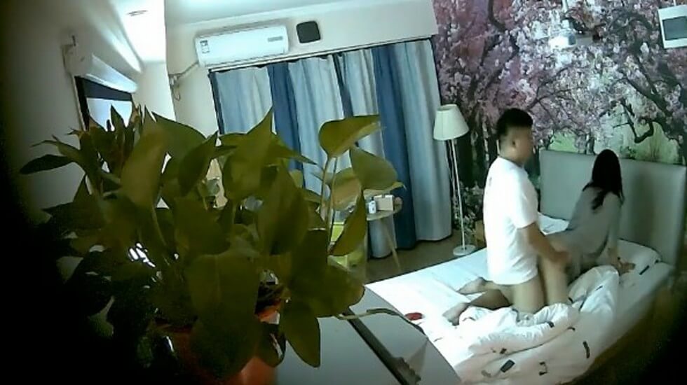 仙女深夜私密约会 火辣缠绵极致诱惑体验